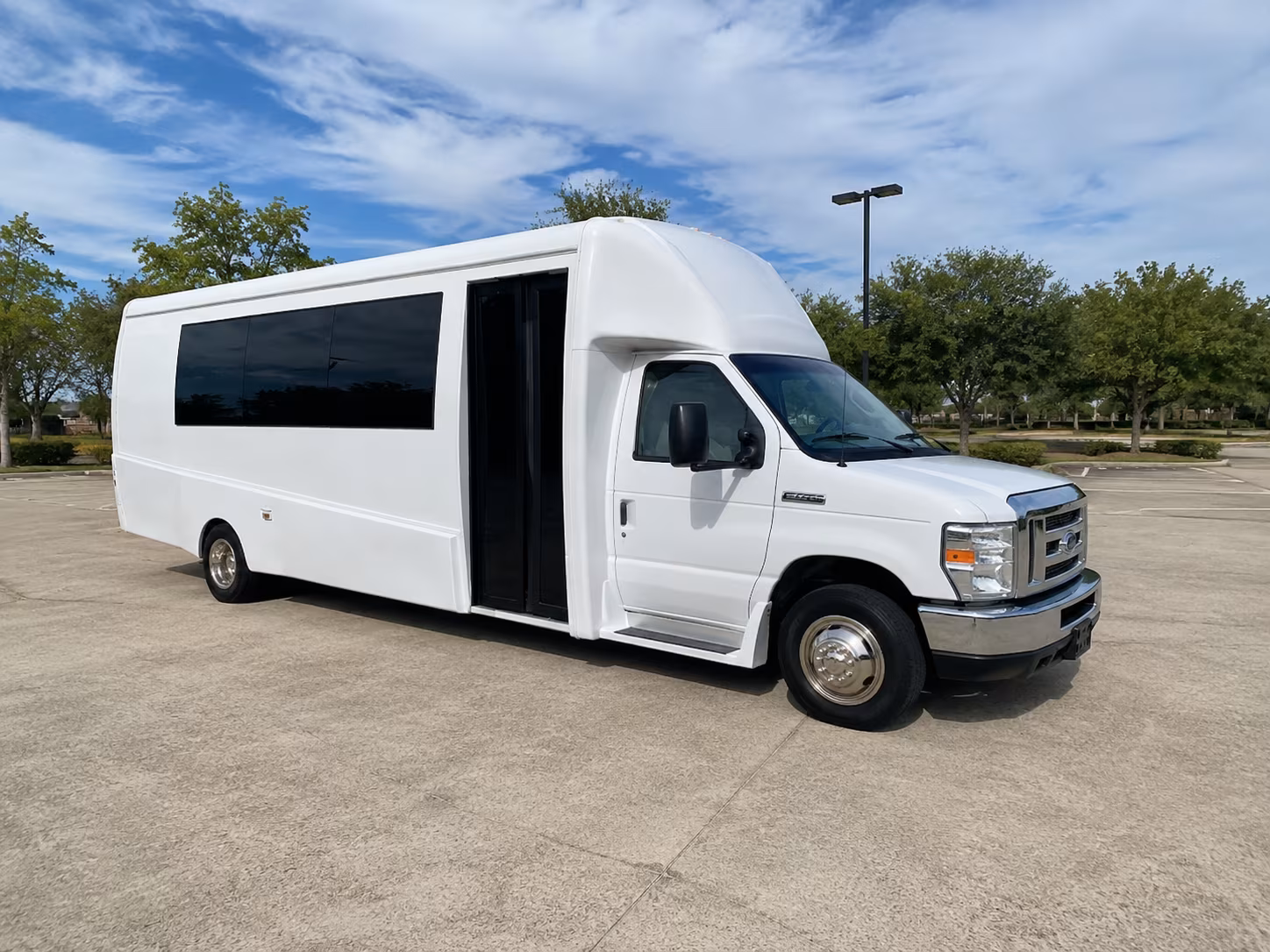 Colorado Springs Birthday, Sweet 16, & Quinceañera Transportation pickup coordination