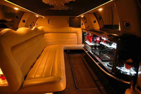Lincoln stretch limo party rental Centennial