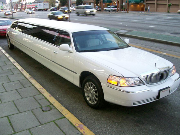 Colorado Springs 8 Passenger Limo